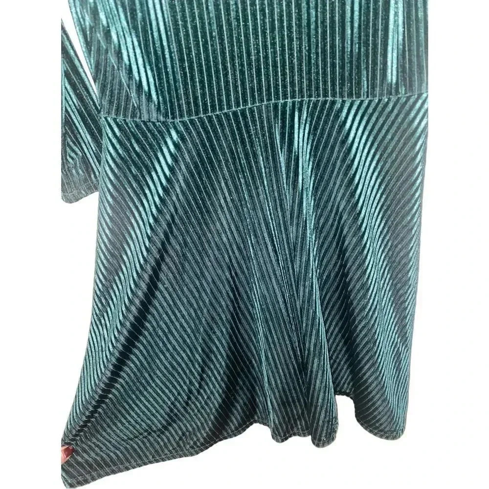 NEW Blooms In The City Velvet Dress sz Large Fitted Short Sleeve Stretch HOLIDAY - Picture 4 of 6